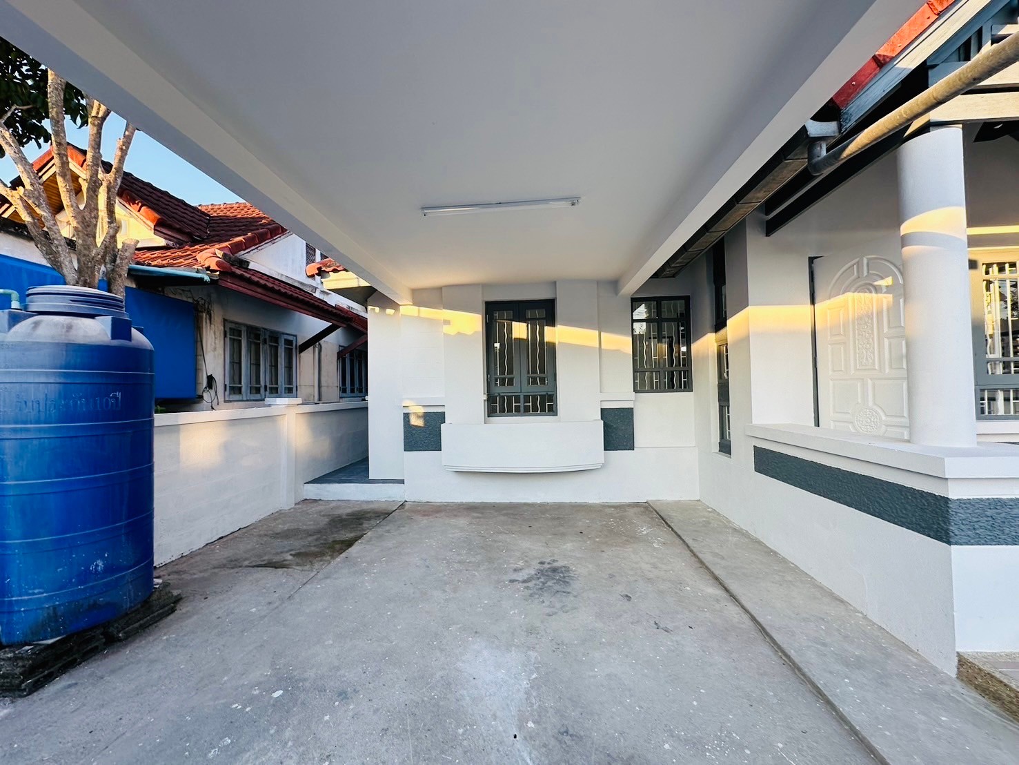 LINE ALBUM 21267 241202 14