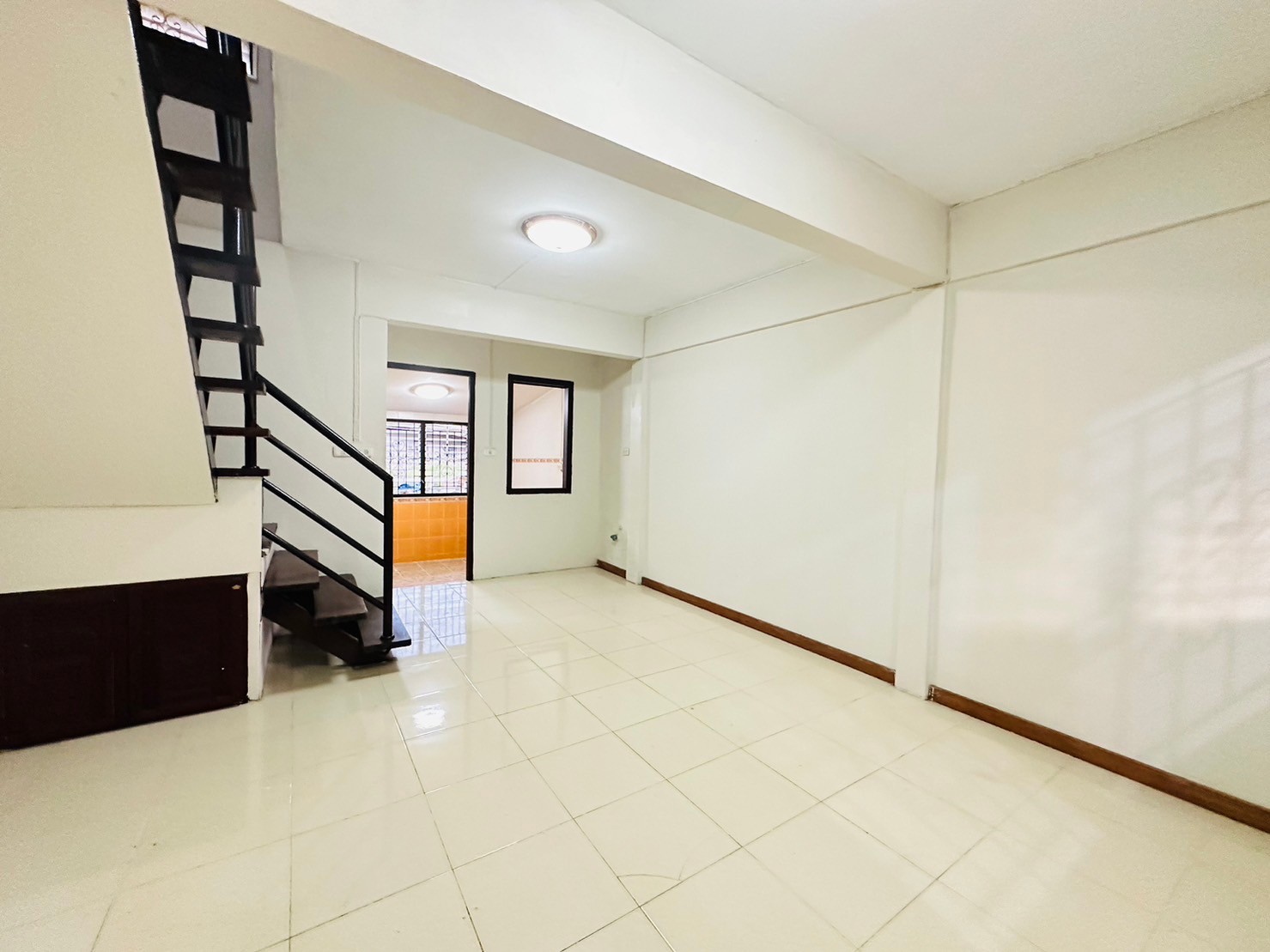 59947F3D 806A 44EF 9C4D BBA34FAA8D6E