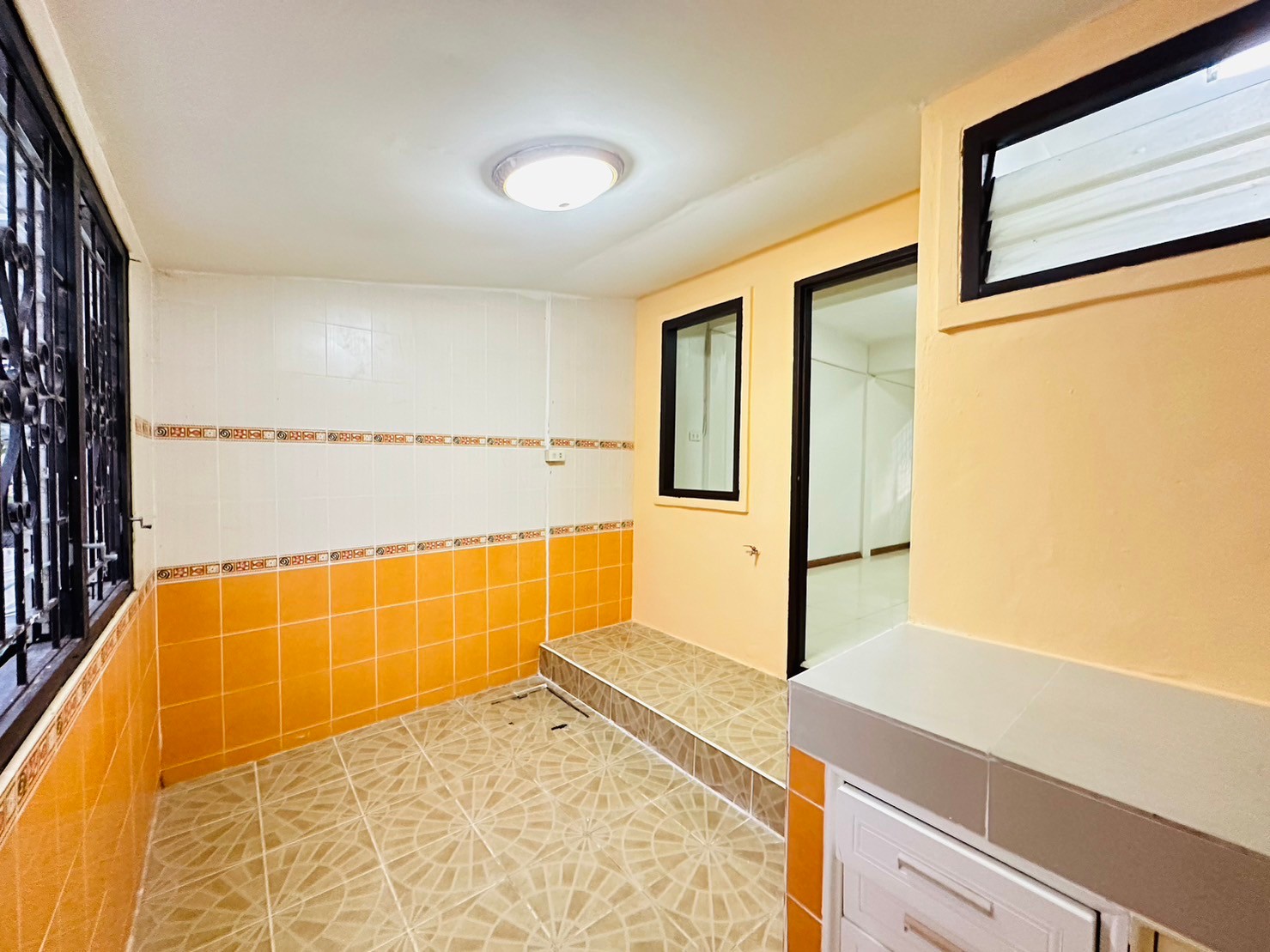 DDC043BA 2B79 456B 889B CCAA28728BF6